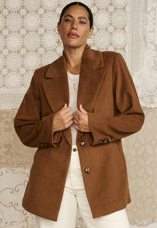 Dilettante Coat